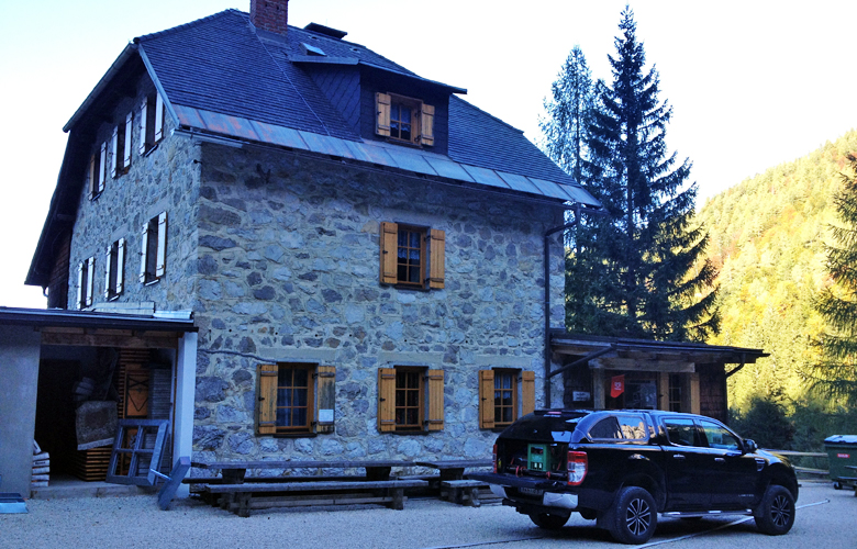 Das Koschutahaus – 4. Etappe Panoramaweg Südalpen
