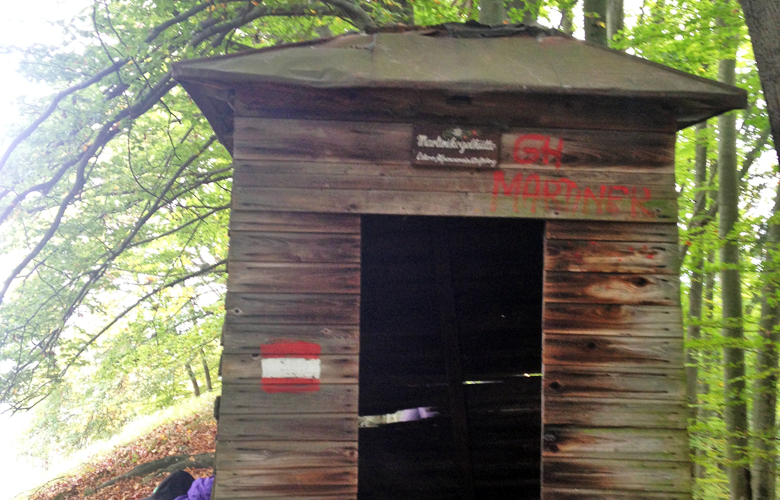 Hütte auf dem Martinikogel – Etappe 12 und 13 Alternativtour Panoramaweg Südalpen